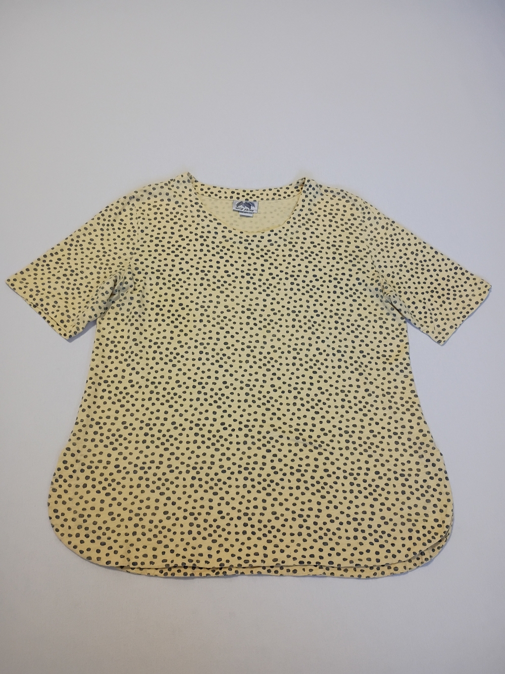 Wild Palms Yellow Polka Dot Short Sleeve Knit T-Shirt Top Blouse Womens Size M